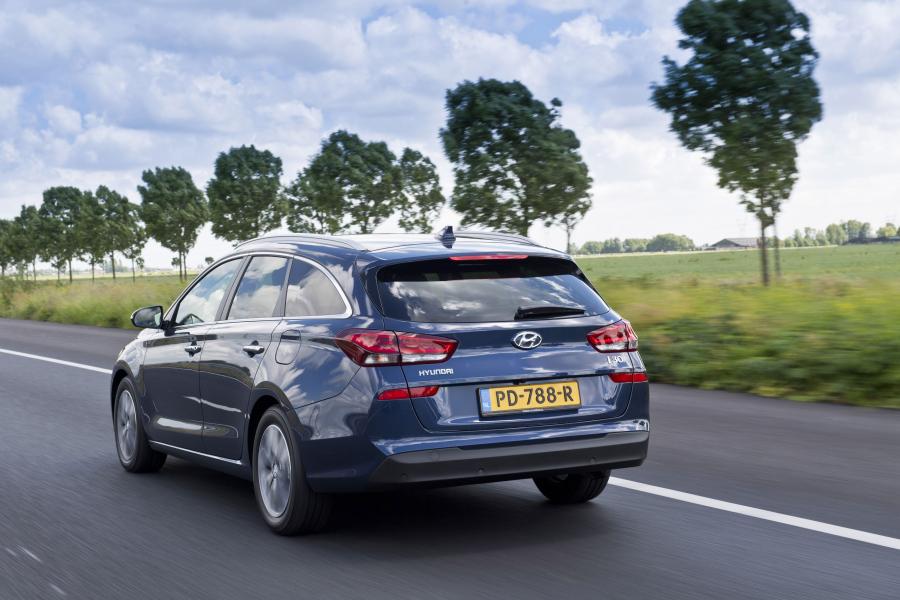  Hyundai i30 Wagon (PD) 2017 года  (WW) (фото 40 из 45)